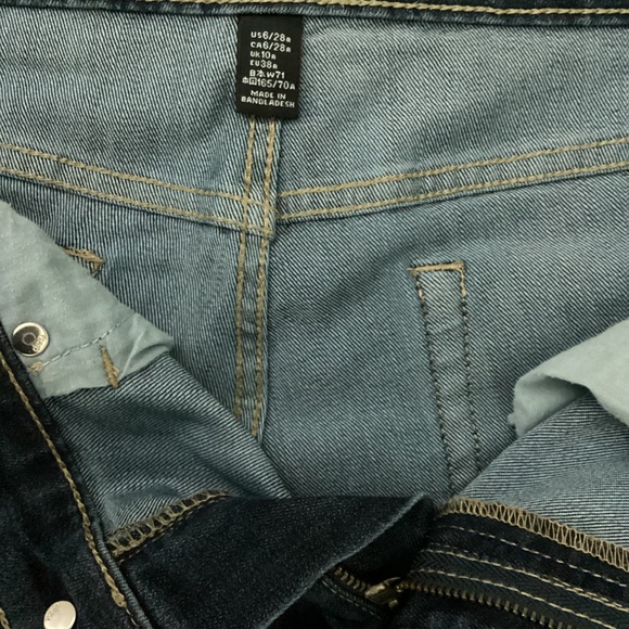 GAP Sexy Boyfriend Fit Jeans….Size 6 - Picture 3 of 12